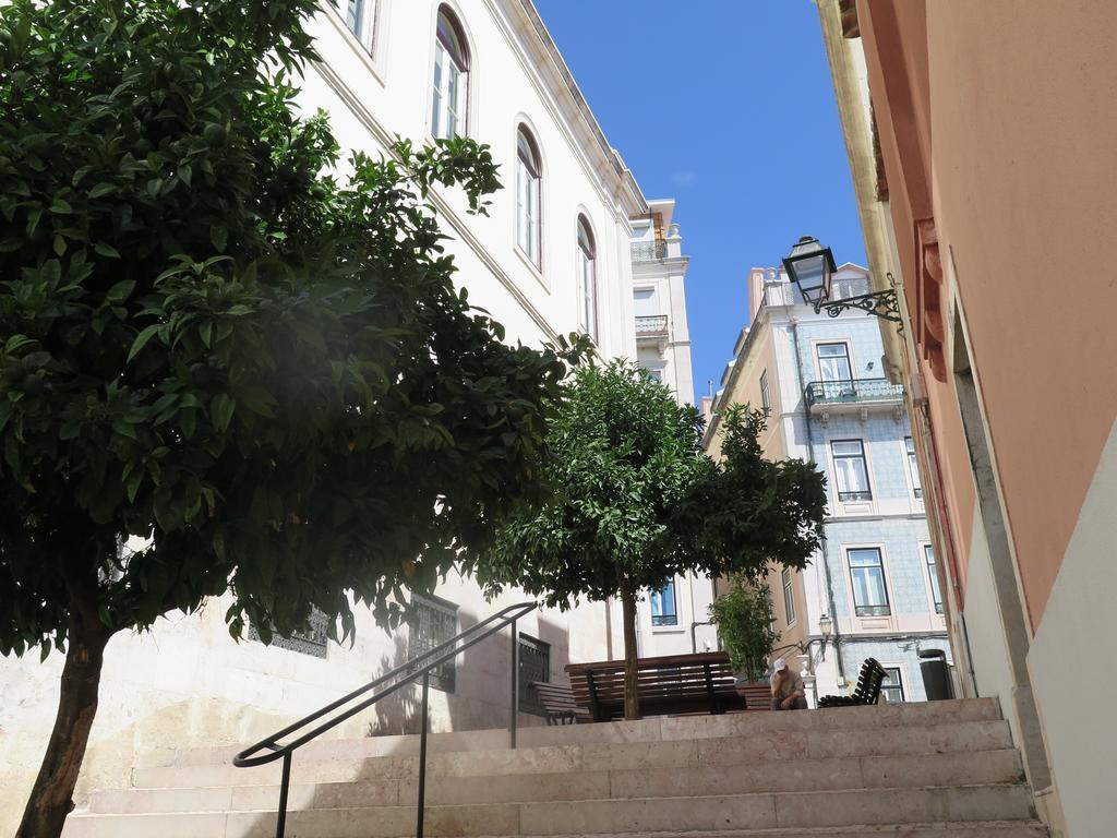Chiado Bairro Alto, Bright And Newly Renovated 3 Bedroom Apartment, Lisbon Historical Center Kültér fotó