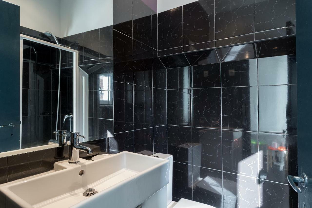 Chiado Bairro Alto, Bright And Newly Renovated 3 Bedroom Apartment, Lisbon Historical Center Kültér fotó