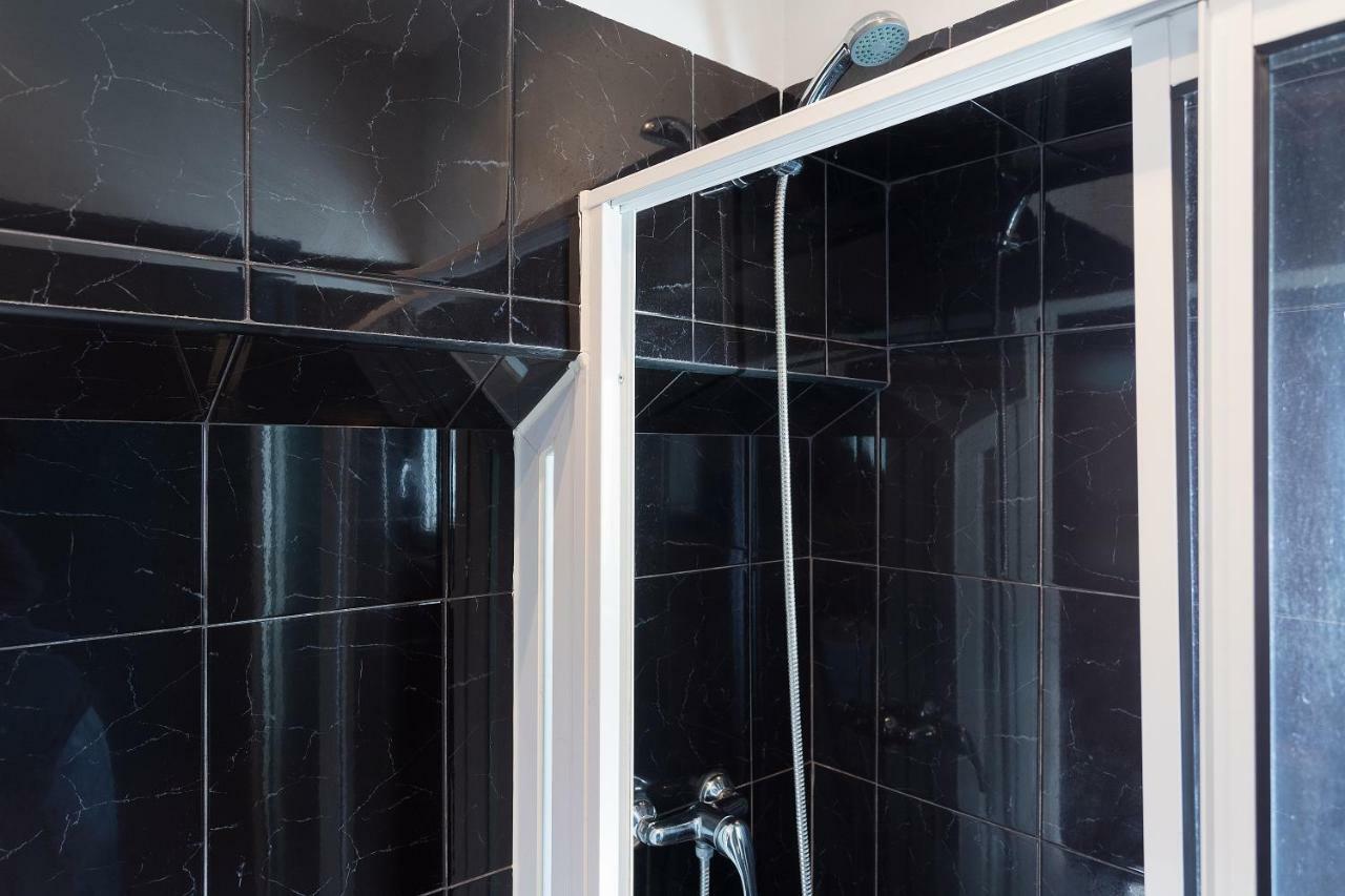 Chiado Bairro Alto, Bright And Newly Renovated 3 Bedroom Apartment, Lisbon Historical Center Kültér fotó